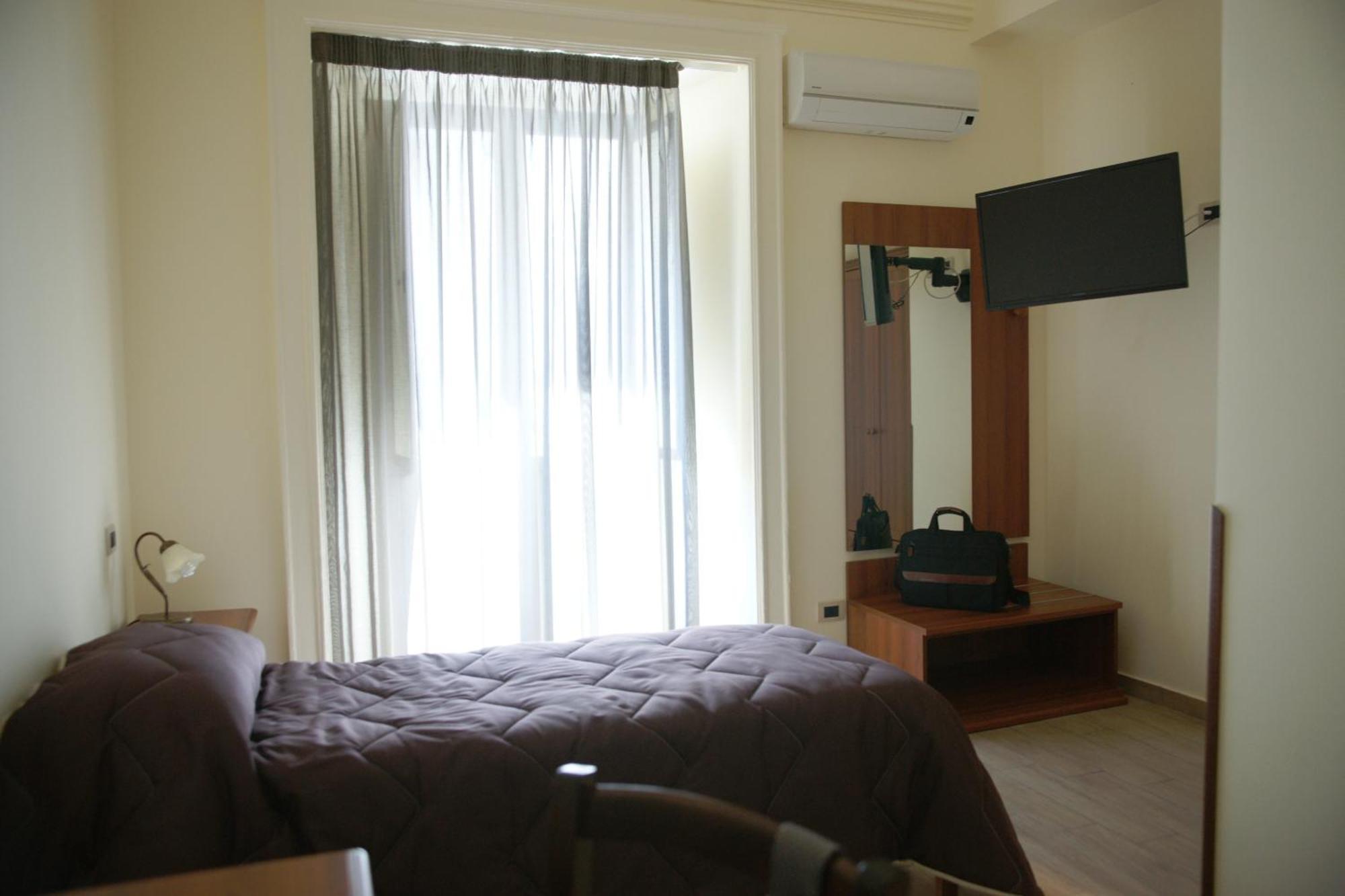 Hotel Sofia Катания Номер фото
